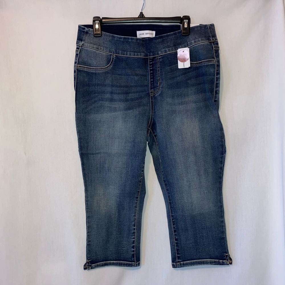 NWT Size 14 Jean Capris